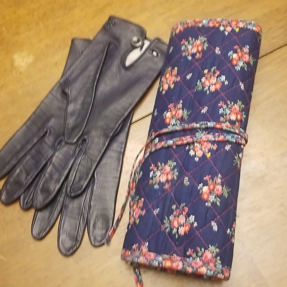Vintage navy gloves and jewelry roll bag